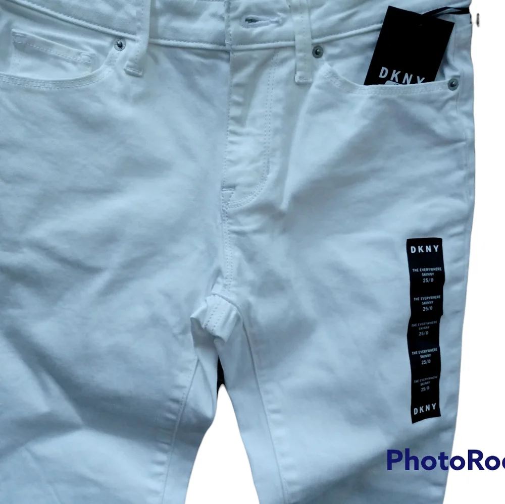 NWT, DKNY White Stretch Jeans - Picture 2 of 6
